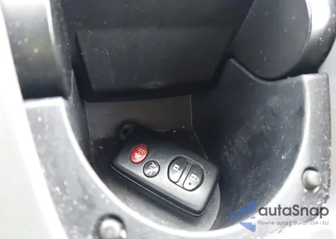 2011 Toyota Prius Three из США, поврежденный, VIN JTDKN3DU9B5306497